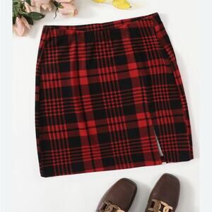 UEC SHEIN Plaid Red and Black MINI Split Skirt Sz S